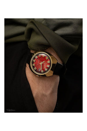 Q Timex 1972 Reissue Watch TW2V25400