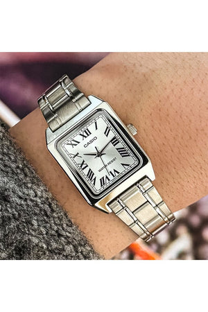 Casio Ladies Stainless Steel 22mm Analogue Quartz Watch LTP-B150D-7BEF