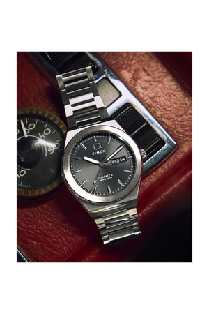 Timex Q Gents Continental Day/Date 39mm Stainless Steel Bracelet Watch TW2Y25000