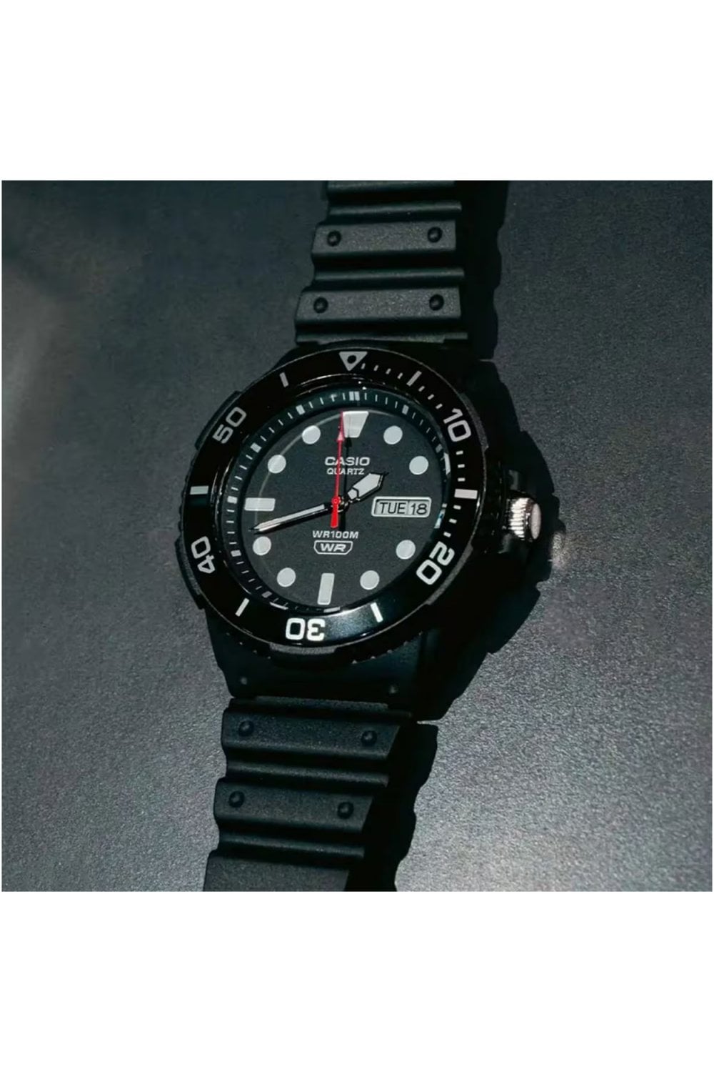 Casio Gents Sports Quartz Watch MRW-230H-1E1VEF