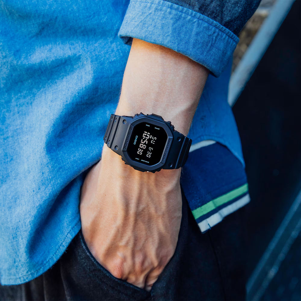 Casio Gents Resin Quartz Watch Primary View
