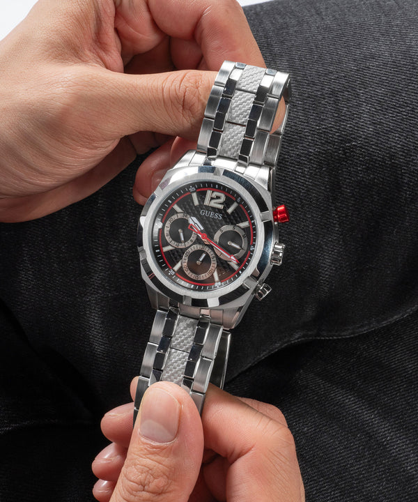 Guess Gents 50 m (5 ATM) Water Resistance Watches Additional View