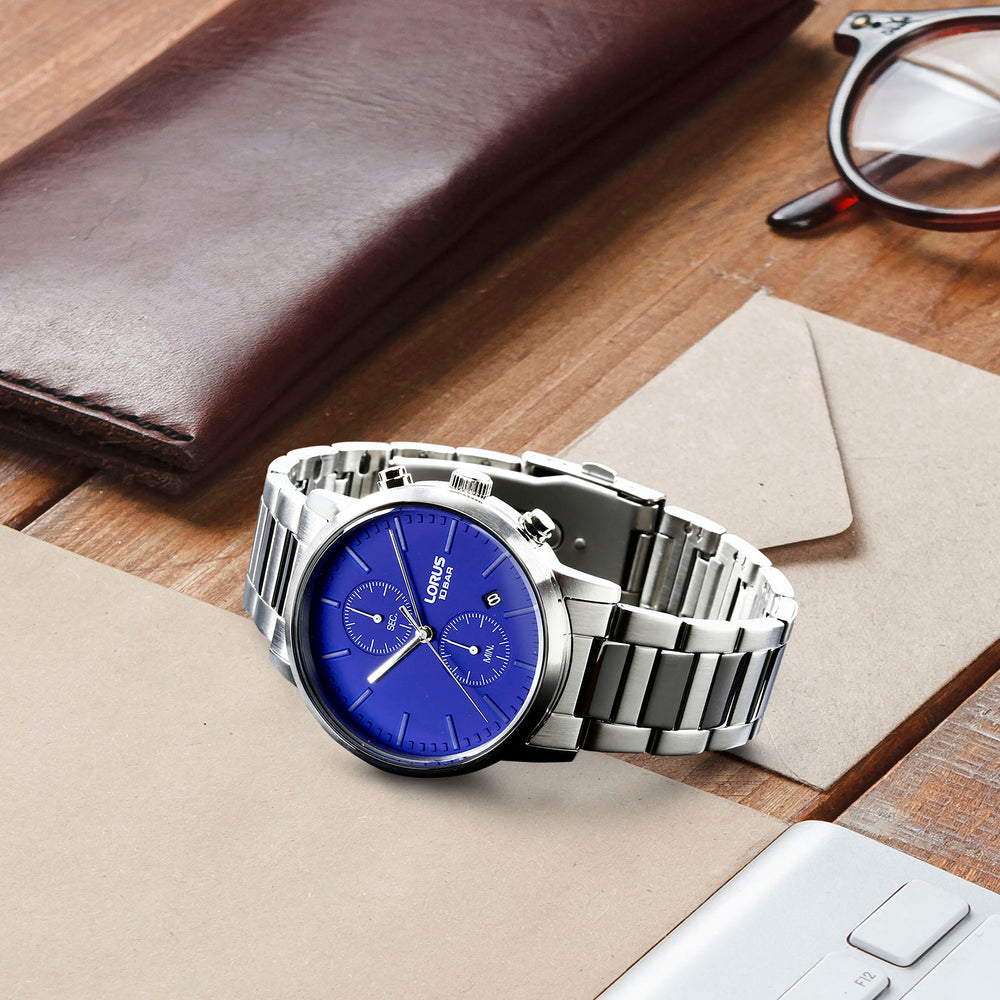 Lorus Gents Stainless Steel Quartz Watch Primary View