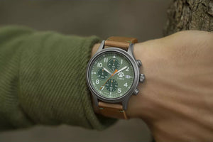 Timex Gents 11mm Case Thickness Quartz Watch Additional View