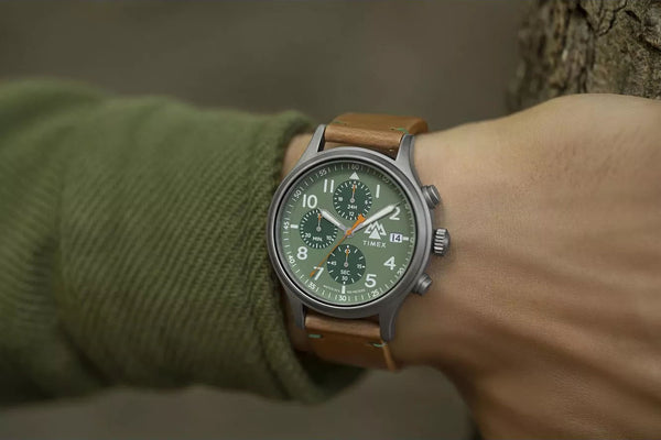 Timex Gents 11mm Case Thickness Quartz Watch Additional View