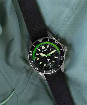 Timex Gents 200 m (20 ATM) Quartz Watch Additional View