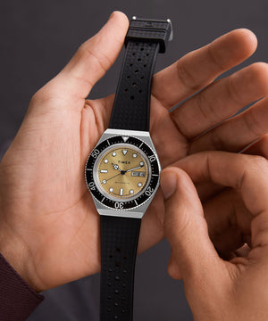 Timex Gents 15mmmm Case Thickness Wristwatch Additional View