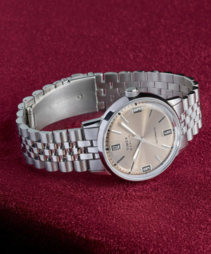 Timex Gents 13mmmm Case Thickness Wristwatch Additional View