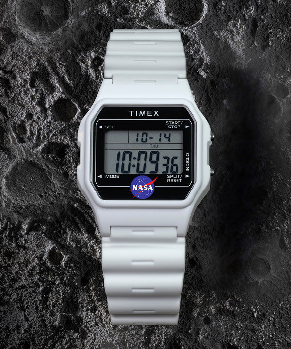 Timex Gents 10mm Case Thickness Quartz Watch Additional View