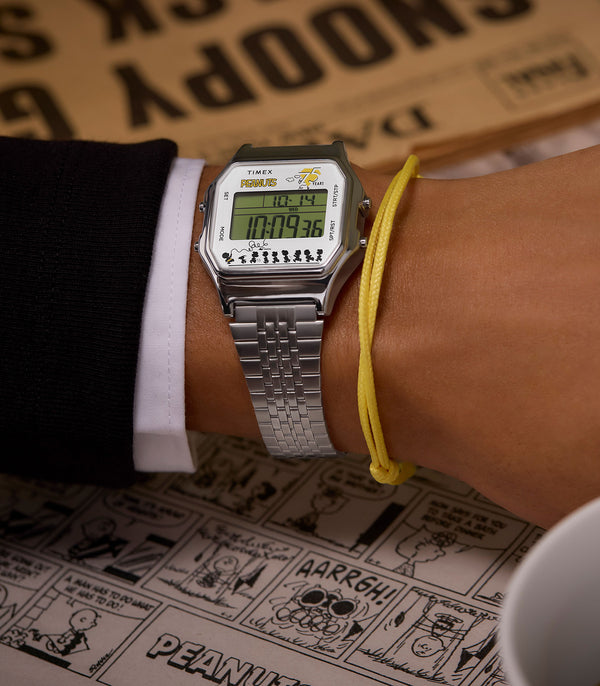 Timex Gents Silver Quartz Watch Additional View
