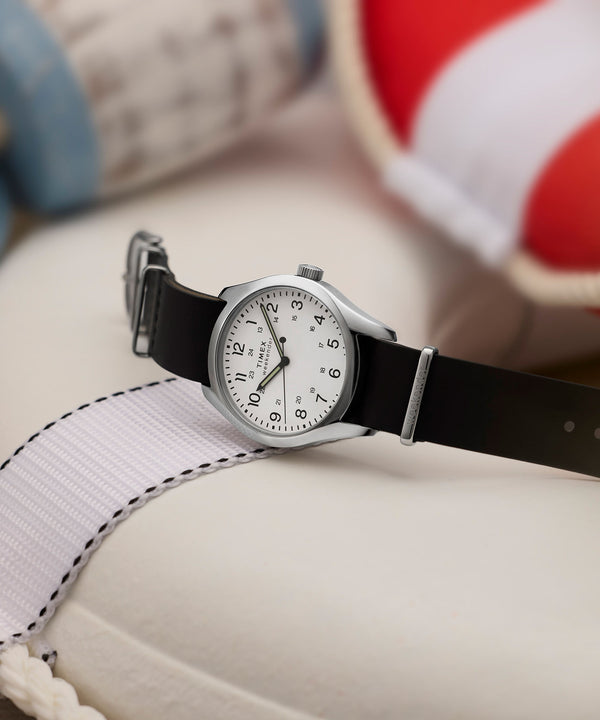 Timex Gents 8mmmm Case Thickness Wristwatch Additional View