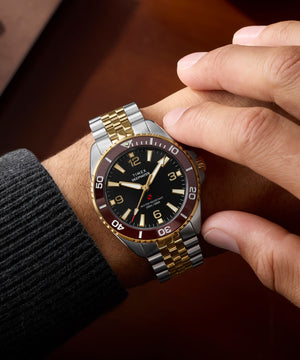 Timex Gents 200 m (20 ATM) Water Resistance Wristwatch Additional View