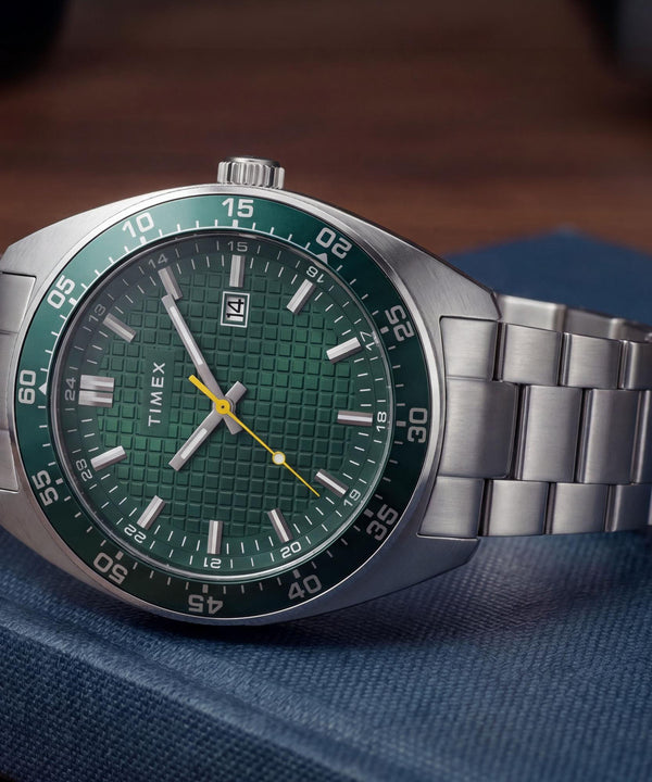 Timex Gents 12mmmm Case Thickness Wristwatch Additional View